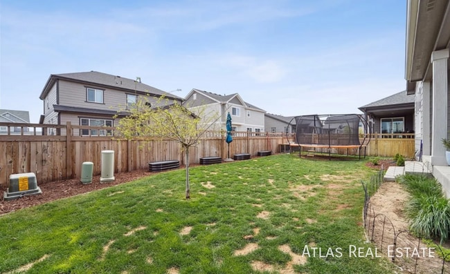 Building Photo - 642 Daylily St
