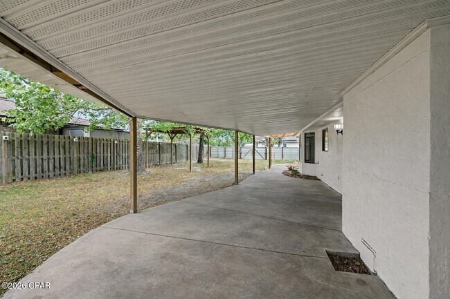Building Photo - 2194 Briawood Cir