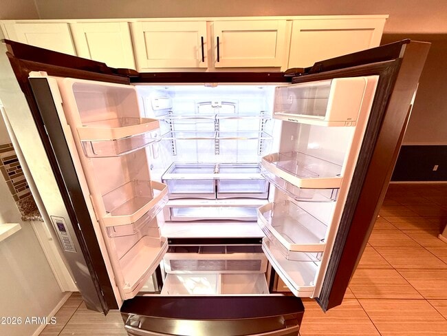 Building Photo - 1884 W Expressman St