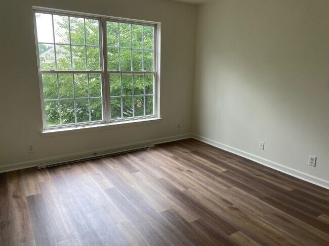 Building Photo - 2446 Nashboro Blvd