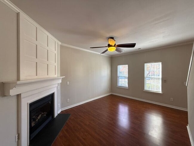 Building Photo - Southampton