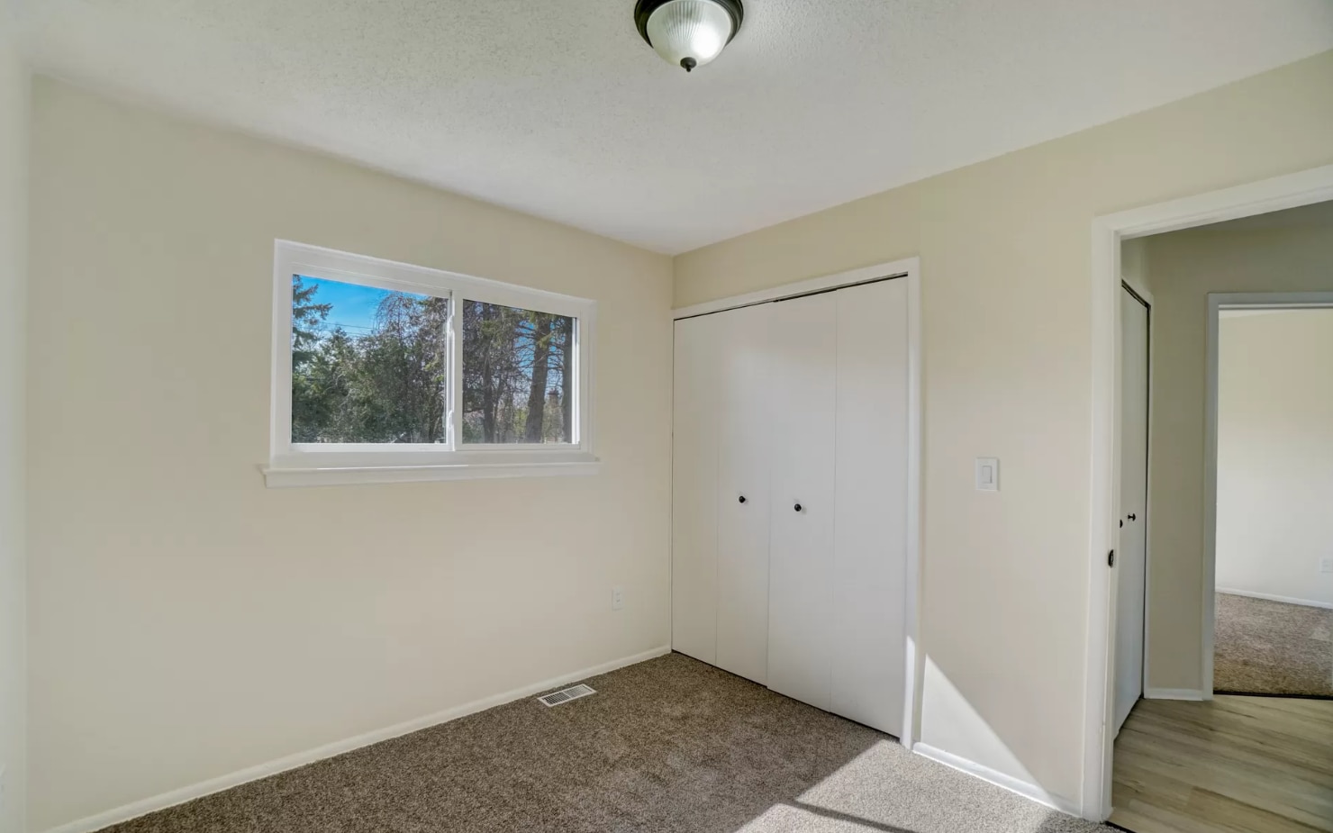 Building Photo - 20957 La Salle Blvd