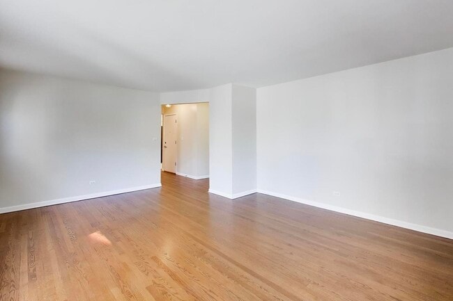 Building Photo - 8212 W Walsh Ln