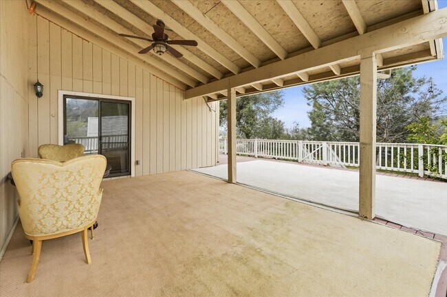 Building Photo - 29295 Glacier Dr