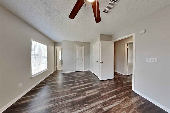 Building Photo - 13330 Bridgewalk Ln
