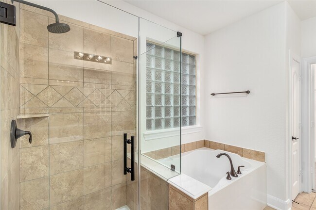 Building Photo - 142 Pinto Point Pl