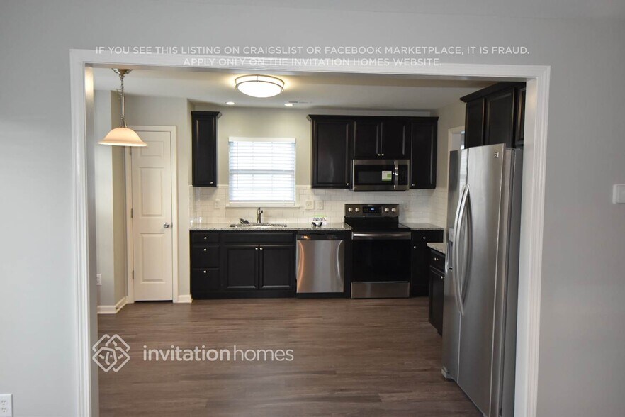 Building Photo - 737 Willow Bay Dr