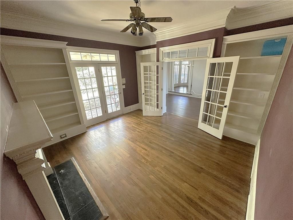 Building Photo - 3815 Sidestreet