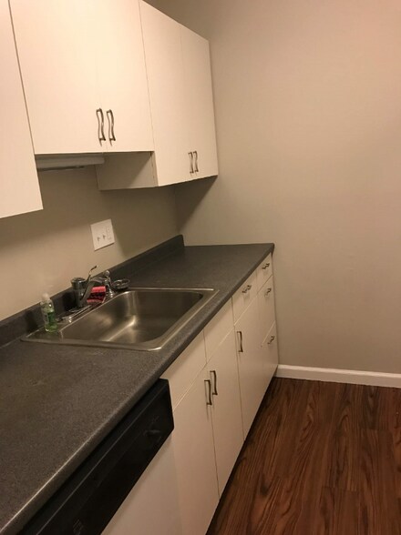 Building Photo - 34 A Padanaram Rd