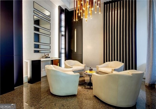 Building Photo - 2660 Peachtree Rd NW