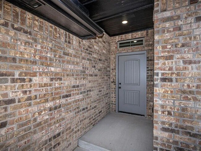 Building Photo - 4-Bed Home with Storm Shelter & 2-Car Garage in Mustang