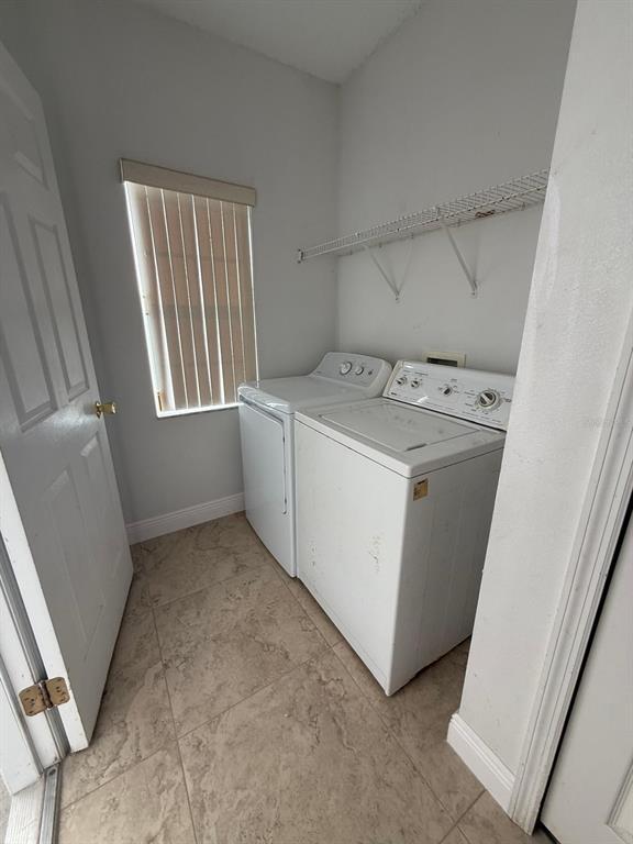 Building Photo - 315 Edgewood Ct