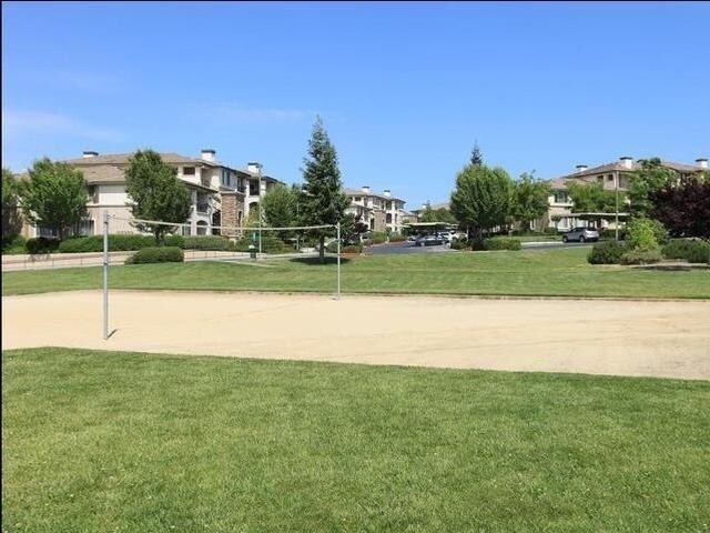 Building Photo - 701 Gibson Dr