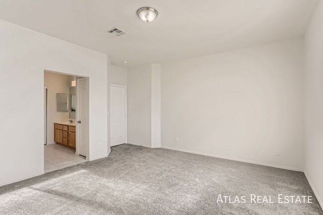 Building Photo - 1733 Millstream Way