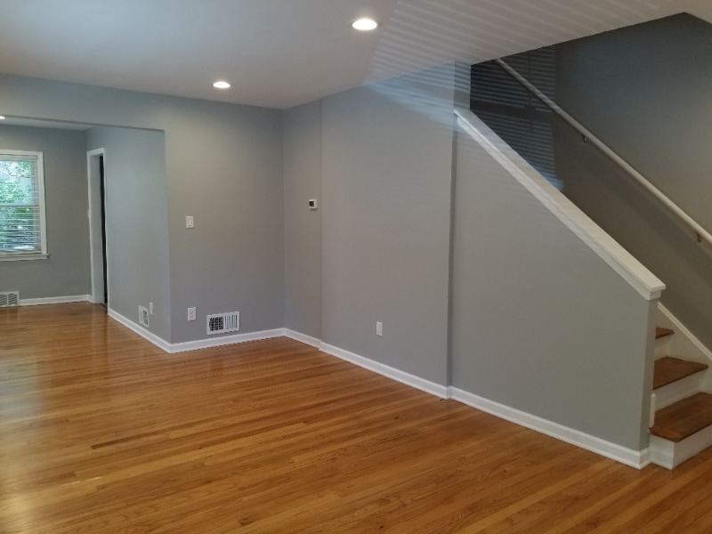 Building Photo - 1511 W Farnum Ave