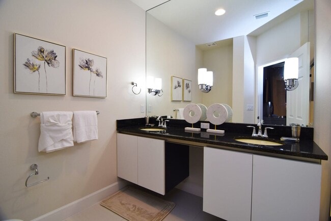 Master's Bathroom - 1534 Retreat Cir