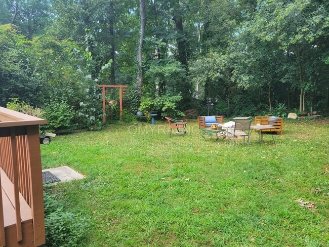 Building Photo - Beautiful 3 Bedroom House in Atlanta!