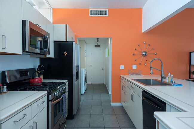 Building Photo - 2305 E Bellamy Rd