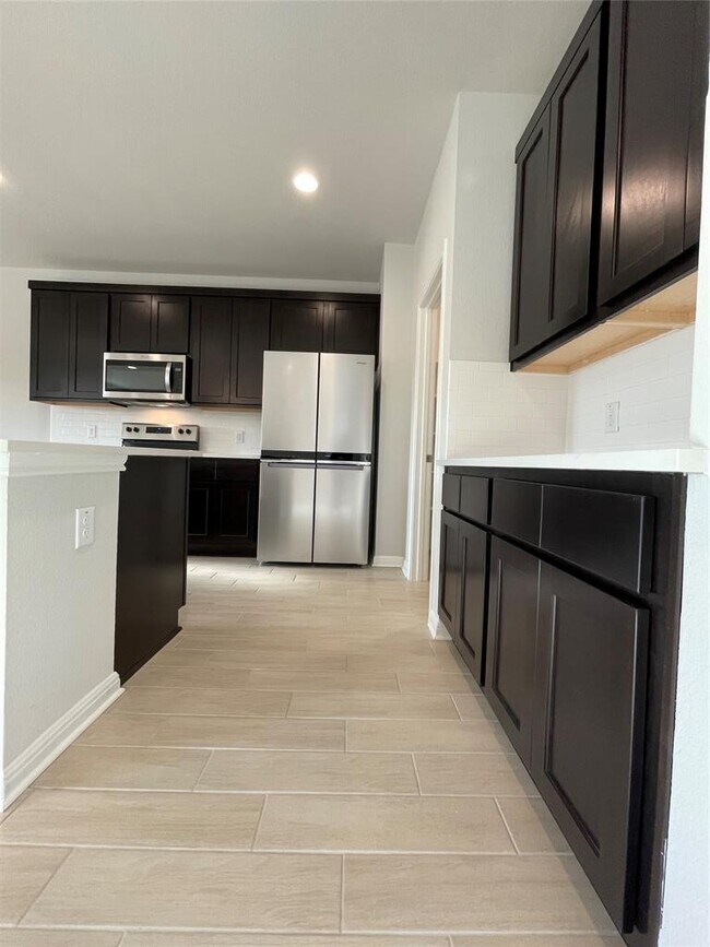 Building Photo - 125 Old Stage Coach Rd