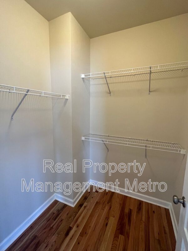 Building Photo - 10519 Old Ellicott Cir