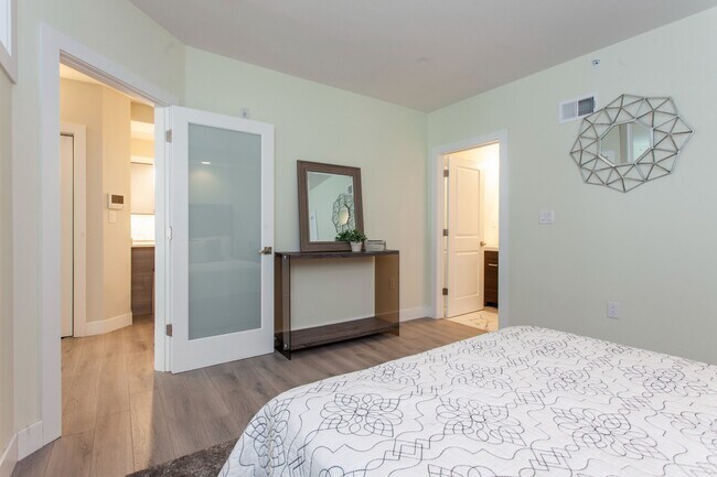 Building Photo - 1533-39 Parrish St