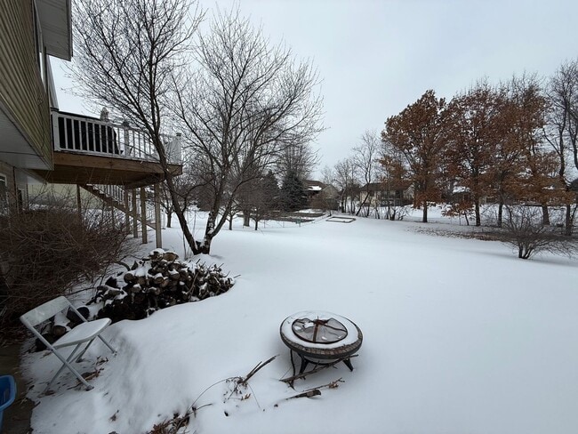 Building Photo - Spacious 5 Bedroom Home in Andover | Finished Walkout | 3-Car Garage