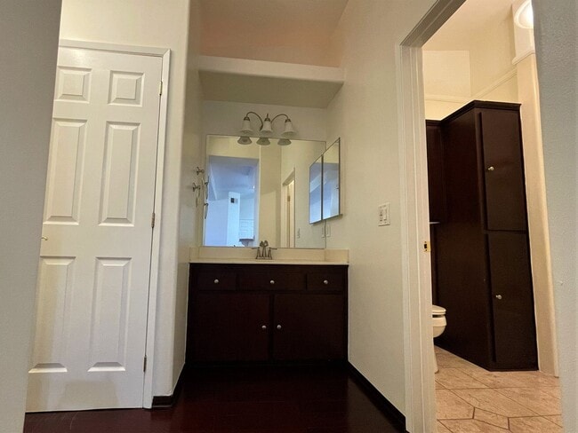 Building Photo - 15455 Sherman Way