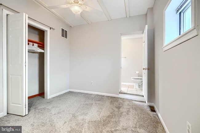 Building Photo - 1230 Wall St