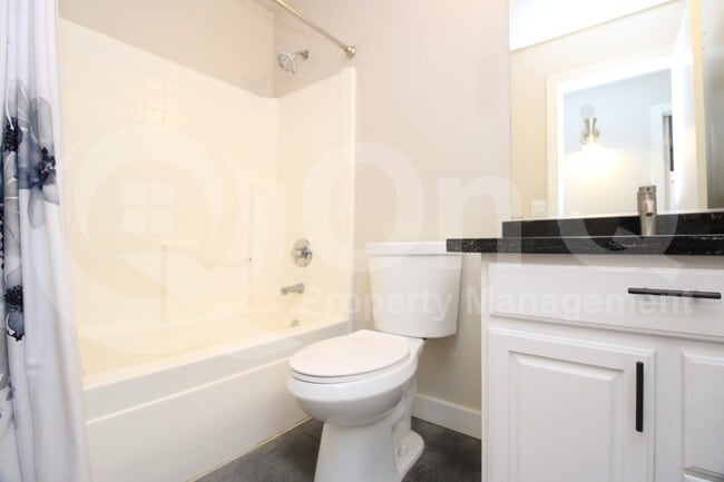 Building Photo - 15844 W Papago St