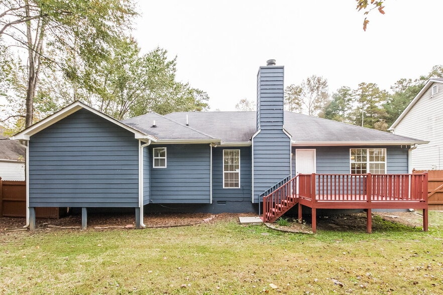 Building Photo - 2663 Candler Dr