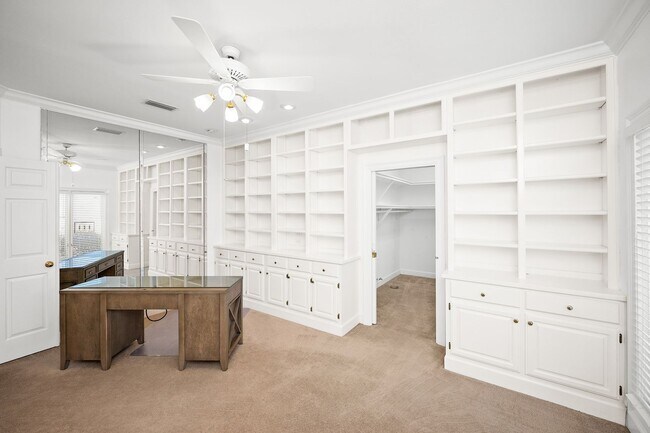 Building Photo - 601 Willow Point Ct