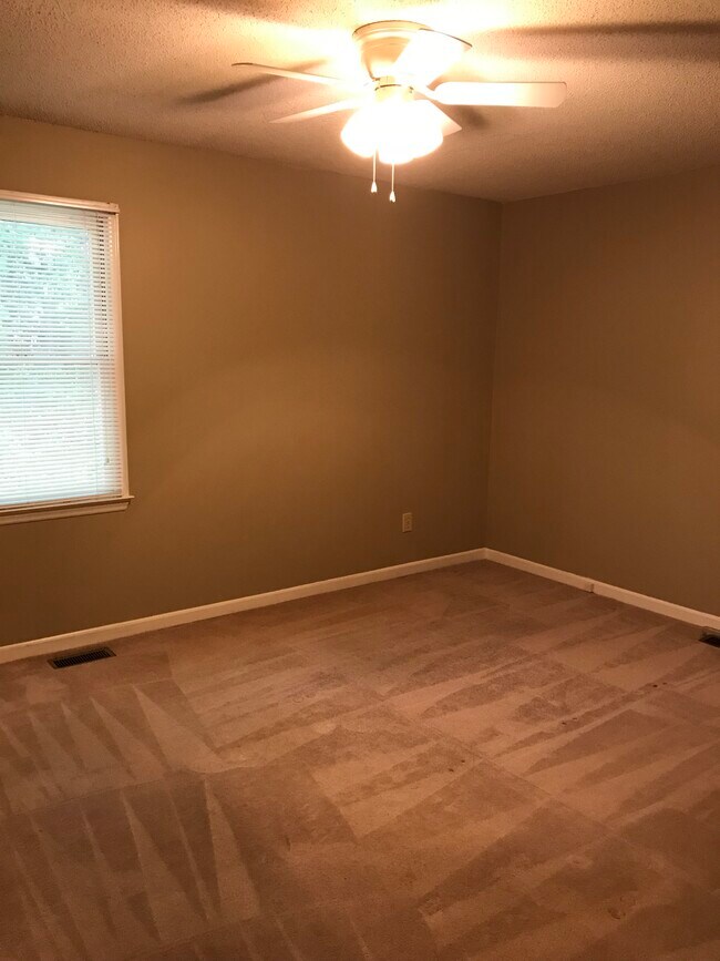 Bedroom - 2720 Shober Ct