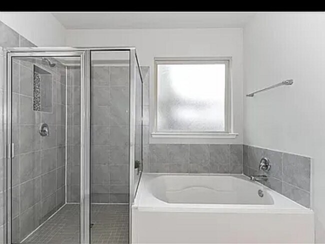 Building Photo - 28706 Forest Pass Ln