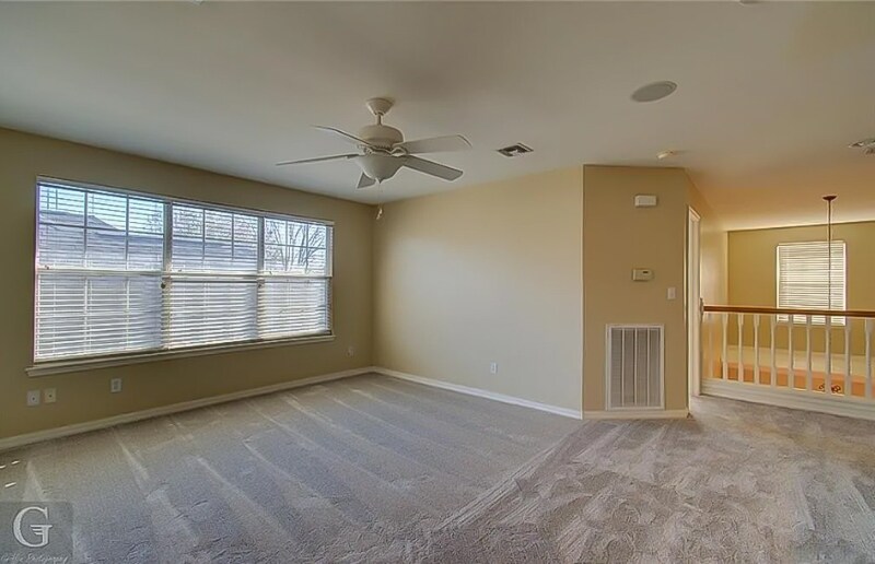 Building Photo - 110 Diana Dr