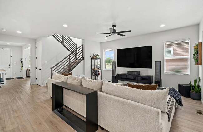 Building Photo - 17721 Parkside Dr N