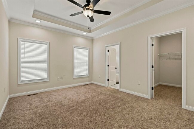 Building Photo - 845 Poplar Log Dr