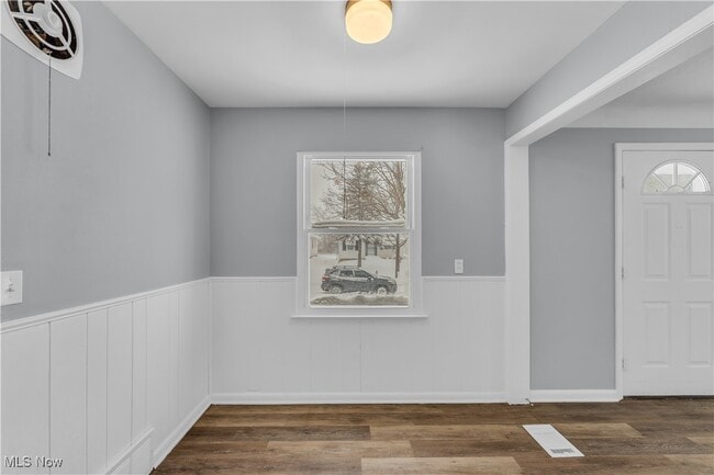 Building Photo - 15304 Benhoff Dr