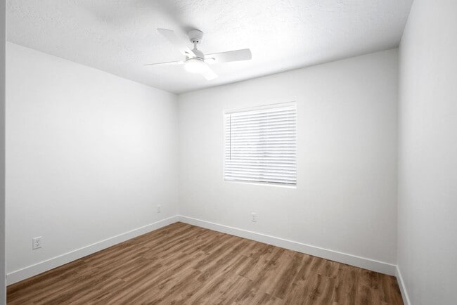 Building Photo - 781 S 1800 W