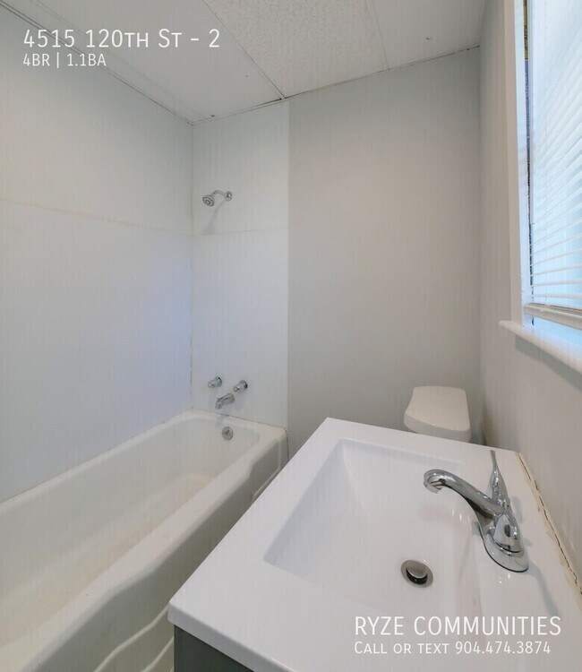 Building Photo - 4515 120th St