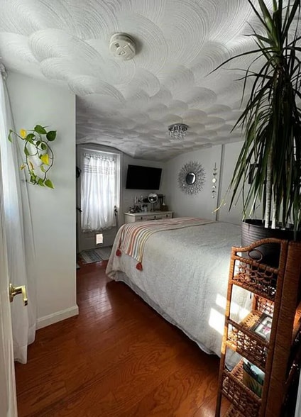 Building Photo - 88 Oxford Ave