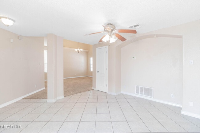 Building Photo - 3016 Tierra Cuervo Dr
