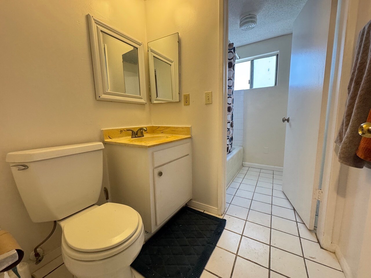 Building Photo - 1820 Speyer Ln