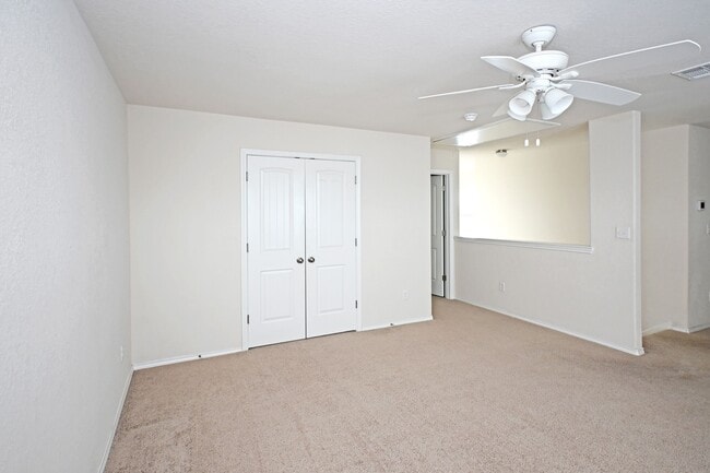 Building Photo - 138 Buttercup Bnd