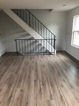 Building Photo - 22 Amesbury St