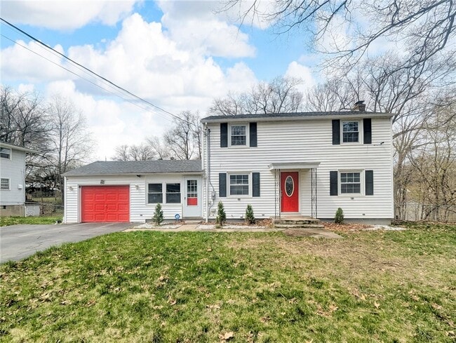 Primary Photo - 320 Bakerdale Rd