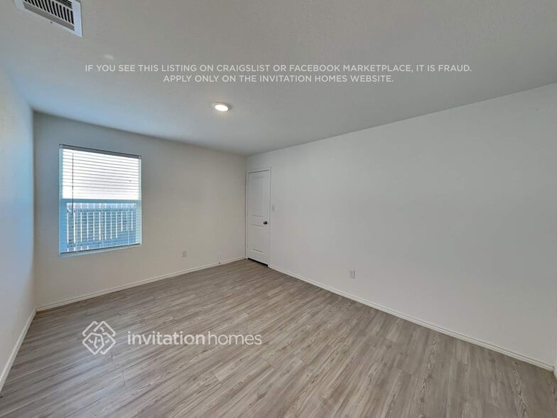 Building Photo - 5933 Antonio Pl