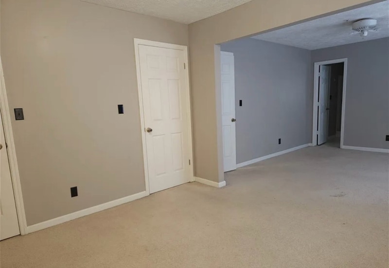 Building Photo - 201 Waterdown Dr