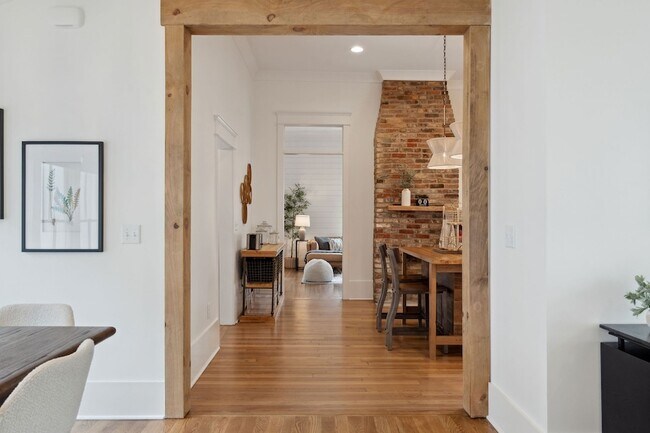 Building Photo - 1226 Adams St