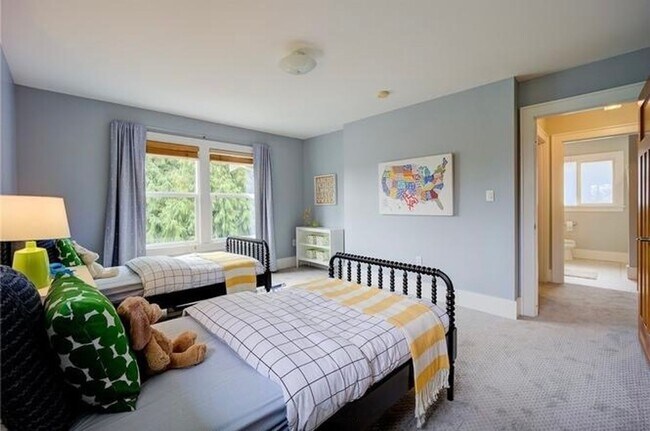 Building Photo - Magnolia Home