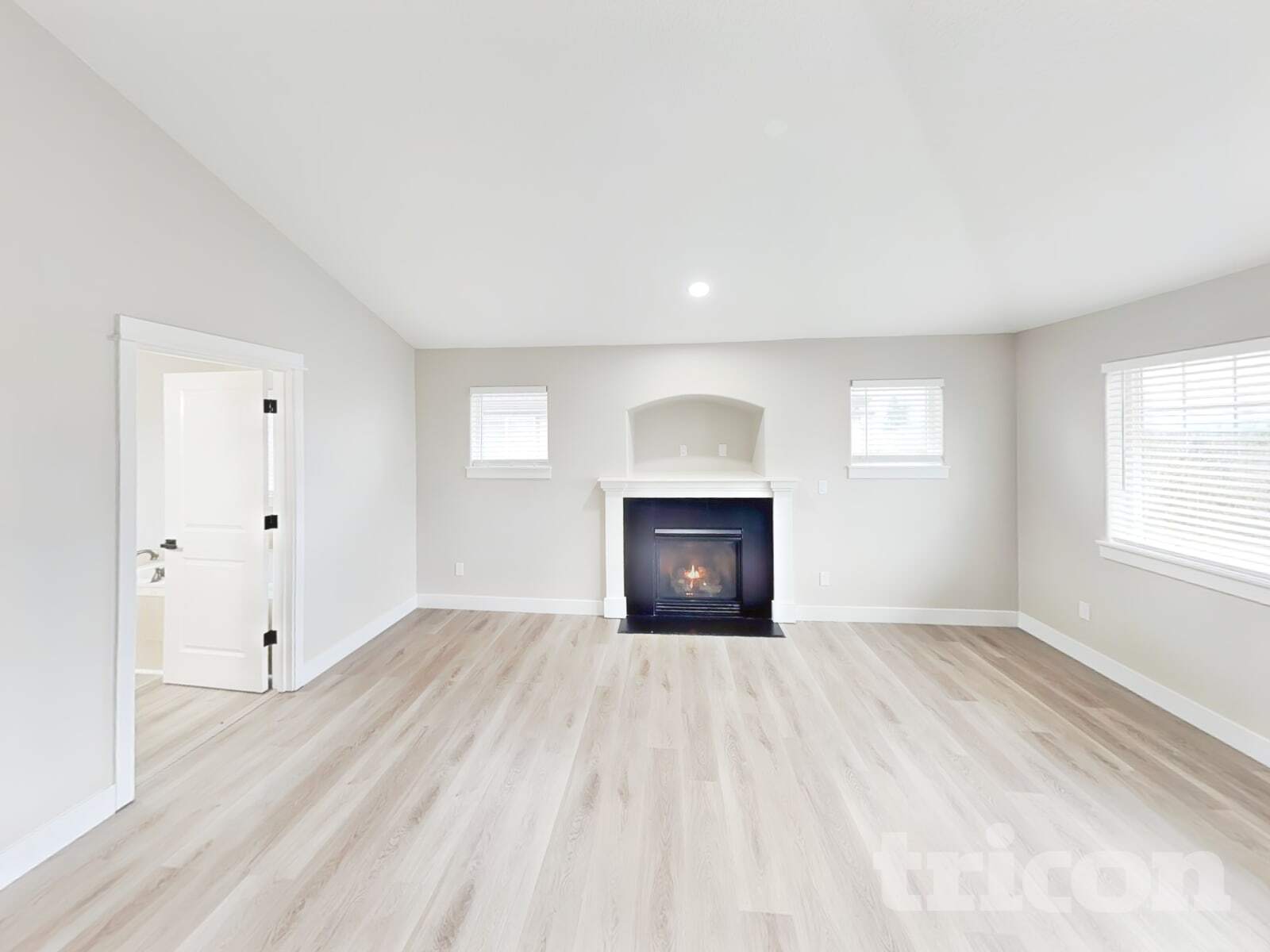 Building Photo - 14657 SE Natalya St